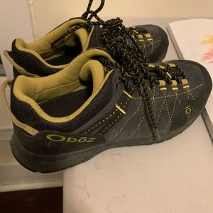 Men’s Oboz Size 10 Mountain Approach Shoes